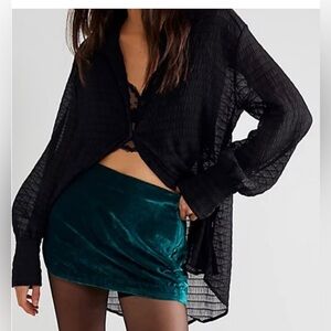 Free People Annalise Velvet Mini Skirt Velvet Green Festive High Rise Slit Sz 0